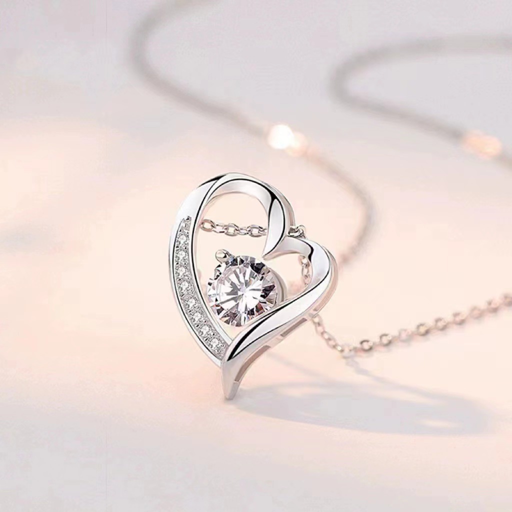 S925 Silver Heart-Shaped Minimalist Versatile Collarbone Necklace