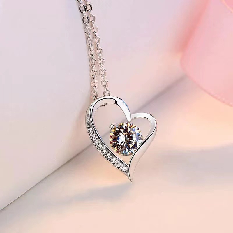 S925 Silver Heart-Shaped Minimalist Versatile Collarbone Necklace