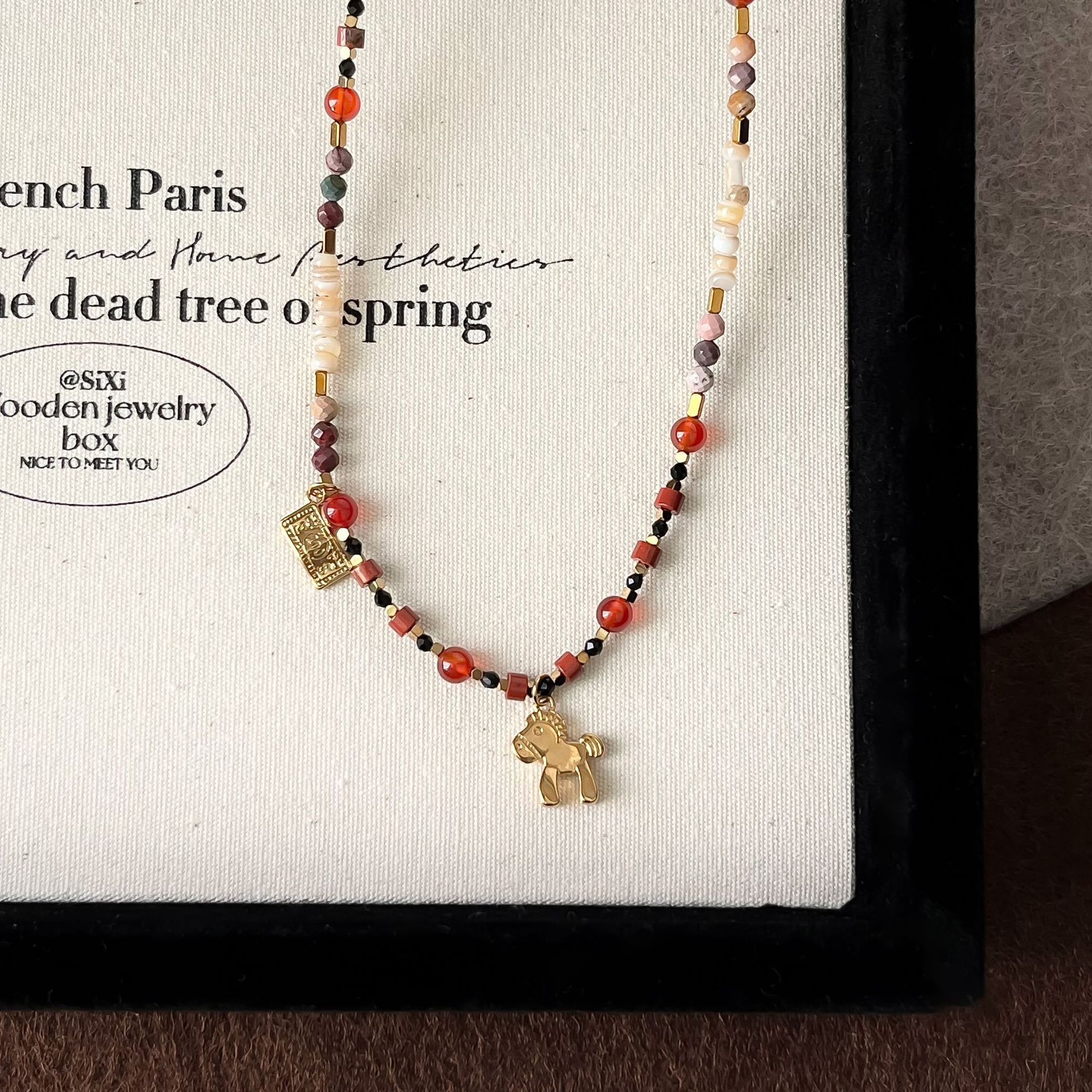 Retro Anqila Red Dunhuang-style Colorful Red Agate Layered Beaded Necklace