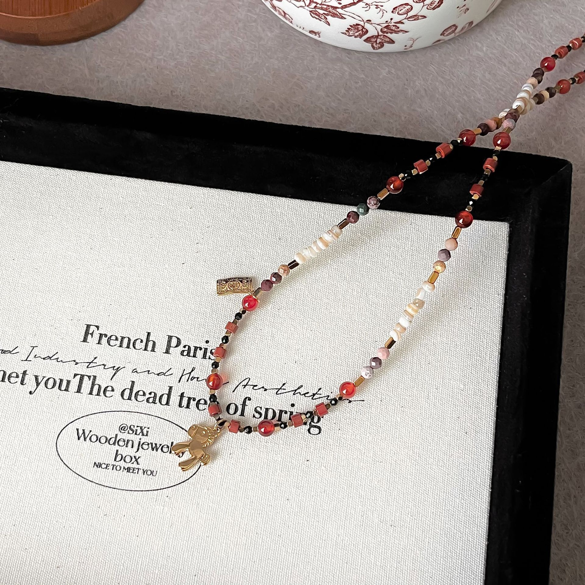 Retro Anqila Red Dunhuang-style Colorful Red Agate Layered Beaded Necklace