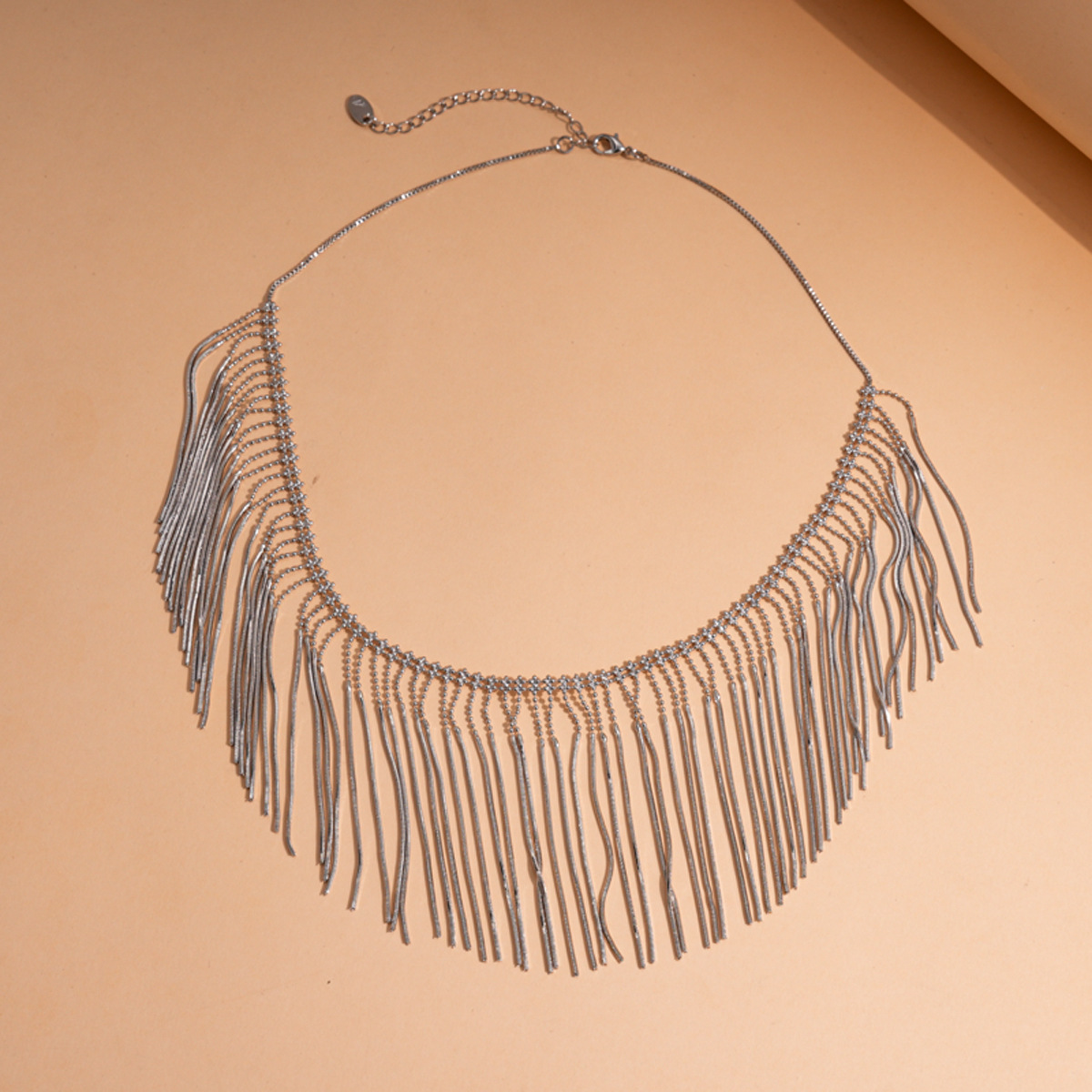 Fashionable Metal Tassel Necklace