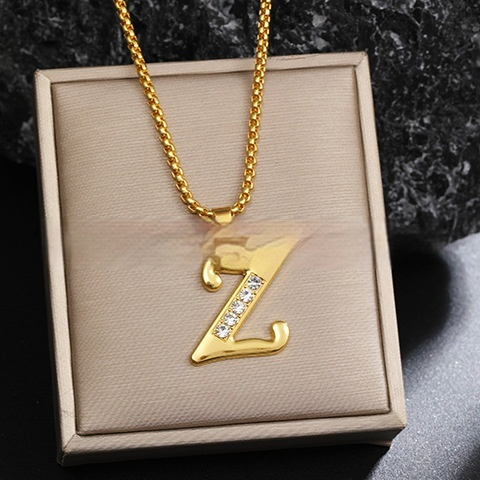 26 Diamond-Encrusted English Alphabet Necklaces