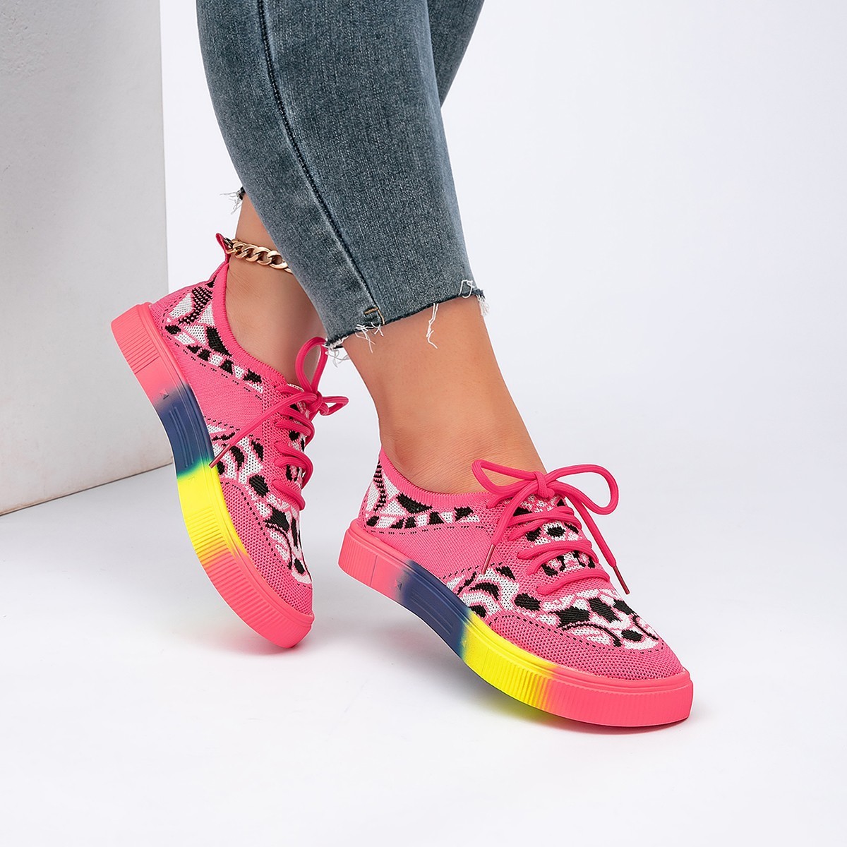 Plus-size Breathable Lace-up Chunky-soled Shoes