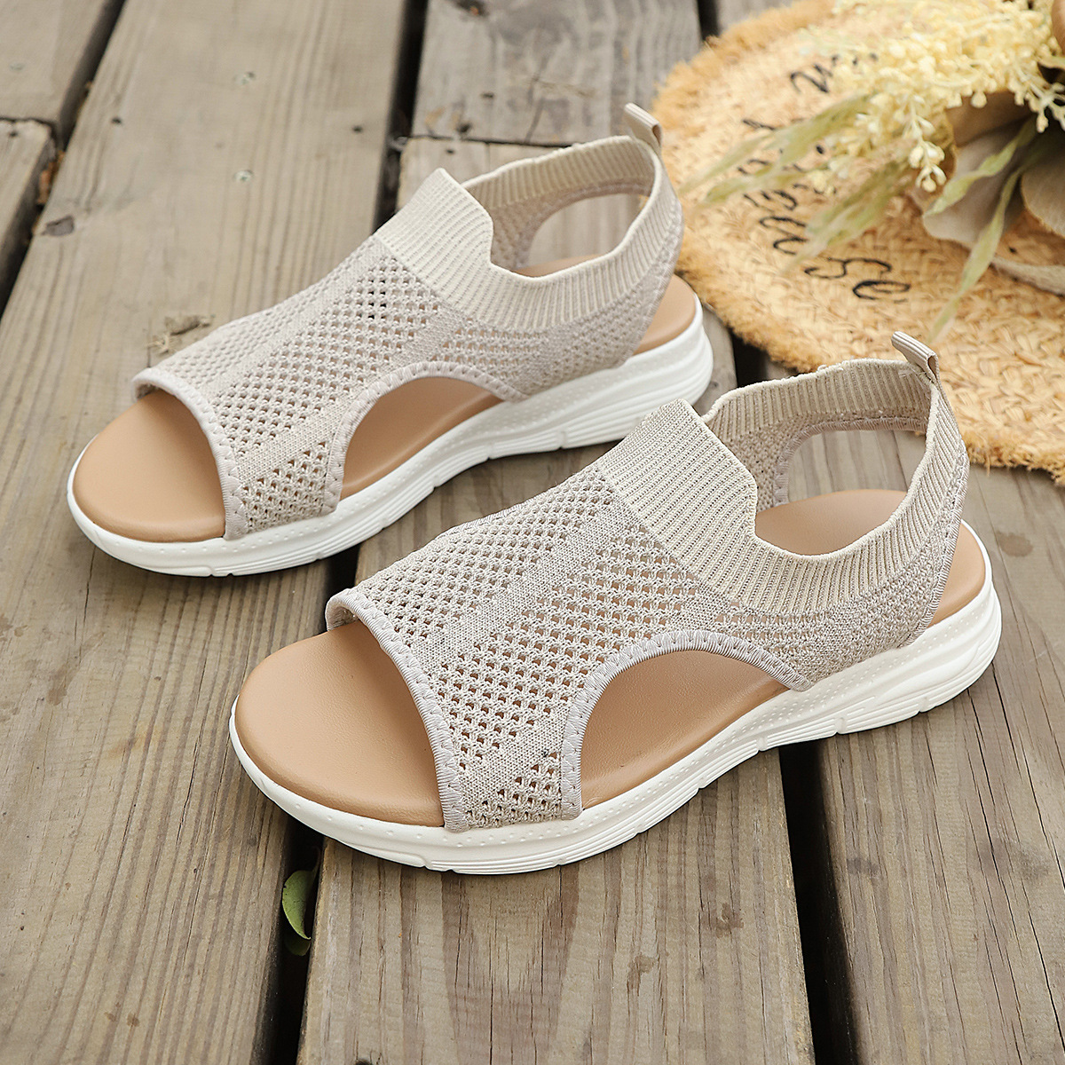 Casual And Versatile Sporty Women's Flat Sandals
