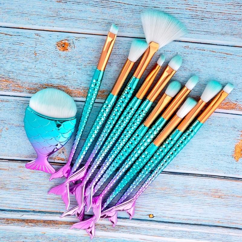 best makeup brushes kit for beginners